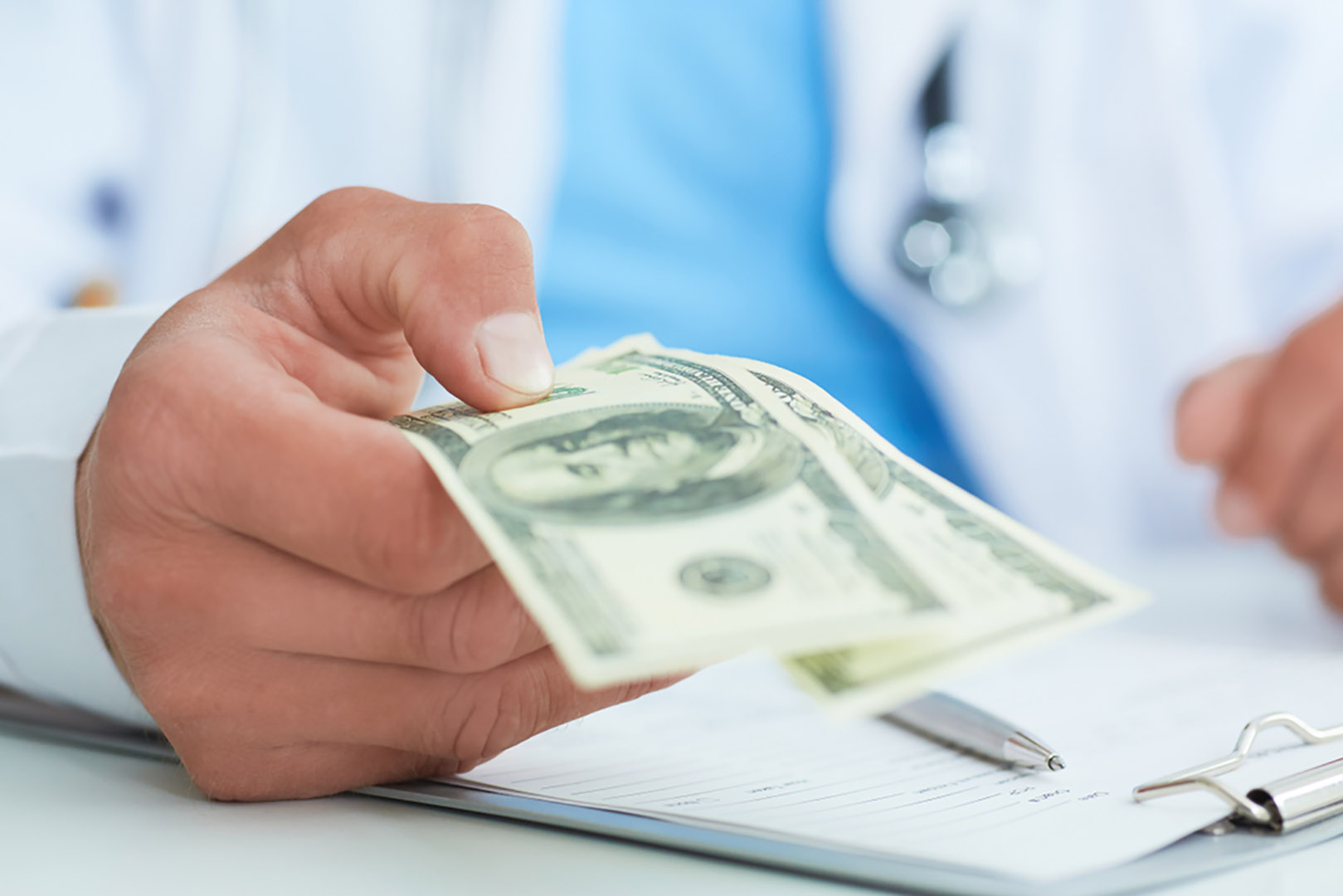 5 Reasons You Should Work Perm and Locum Tenens in Tandem